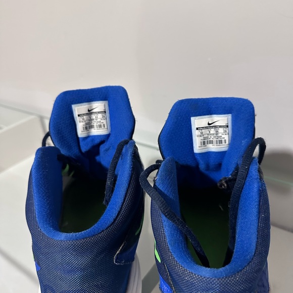 Selling my Nike sneakers - Picture 5 of 5